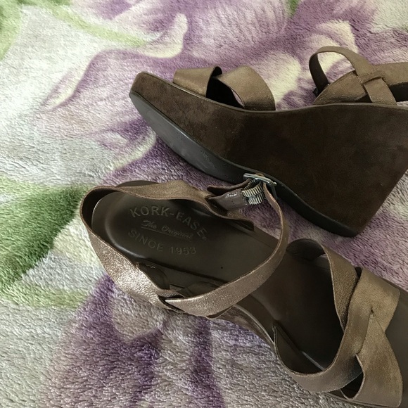 Kork-Ease Platform Wedge Leather Sandal - Picture 6 of 13